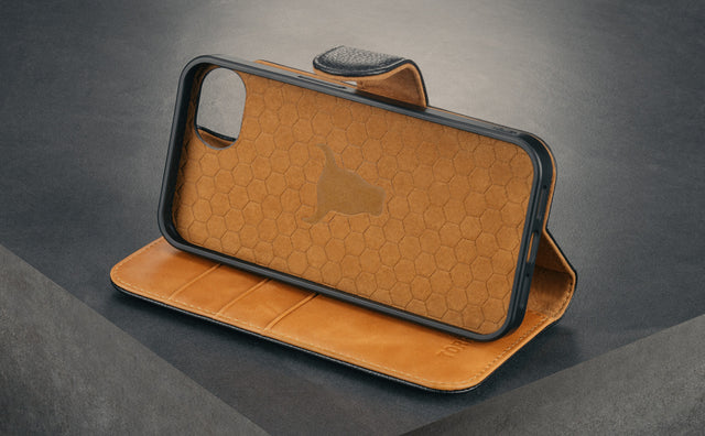 Apple iPhone 17e / 16e 2-in-1 Leather Detachable Wallet Case Feature Focus