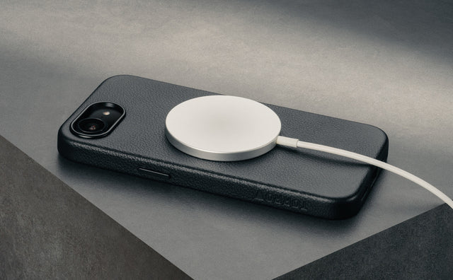 Apple iPhone 17e / 16e Slimline Leather Bumper Case Feature Focus