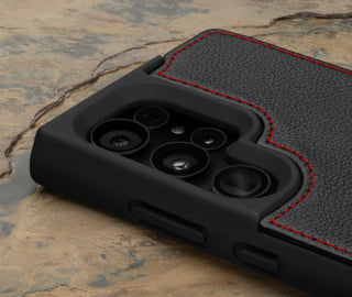 Camera cutout on the Black with Red Detail Leather Bumper Case for Samsung Galaxy S24 Ultra